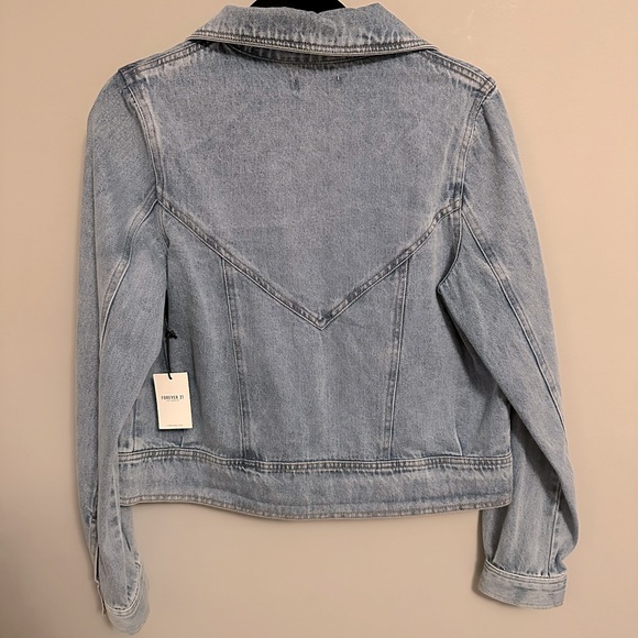 NWT Forever 21 Jean Jacket small - Picture 2 of 3